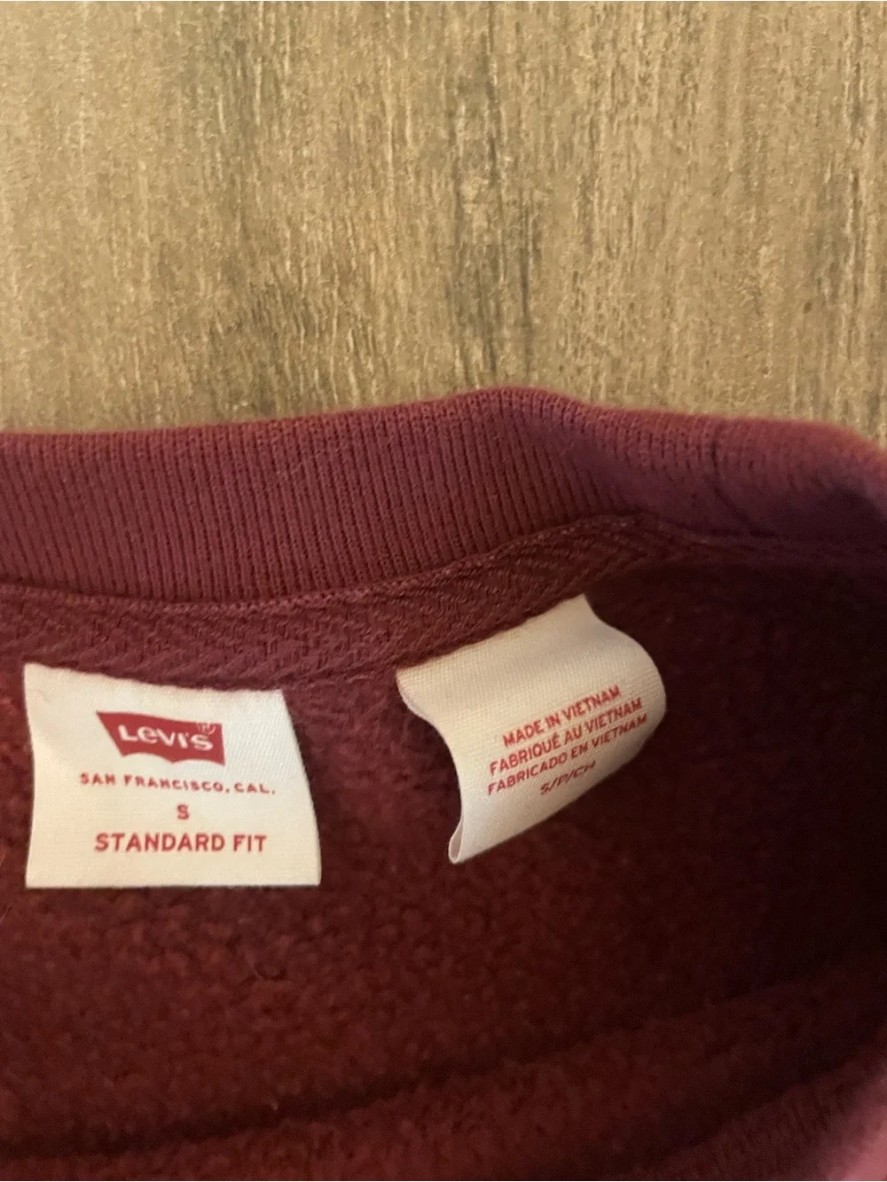 Levi's Men's Burgundy Crewneck Sweatshirt with Logo